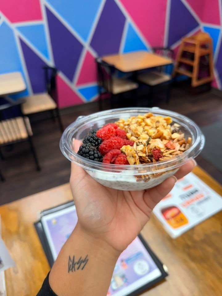 Suki’s Bubble Tea & More shop and menu