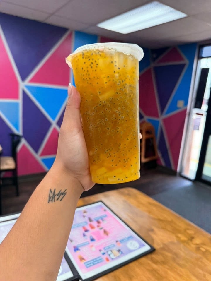 Suki’s Bubble Tea & More shop and menu